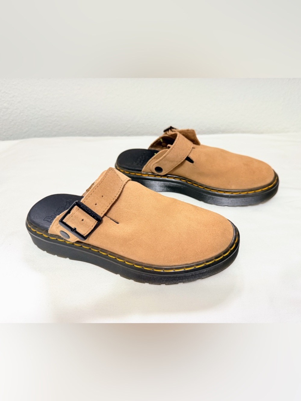Dr Martens Carlson Mule Clogs Suede Warm Sand Beige Women 6 EU 37 Buckle Slip On